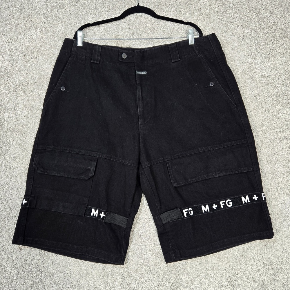 Marithe Francois Girbaud shuttle Baggy Jean Shorts mens 40 Black Denim Cargo Y2K